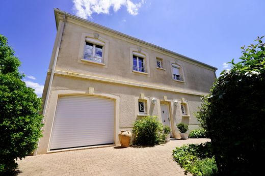 Luxury home in Caudéran, Gironde