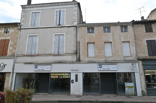 Luxury home in Marmande, Lot-et-Garonne