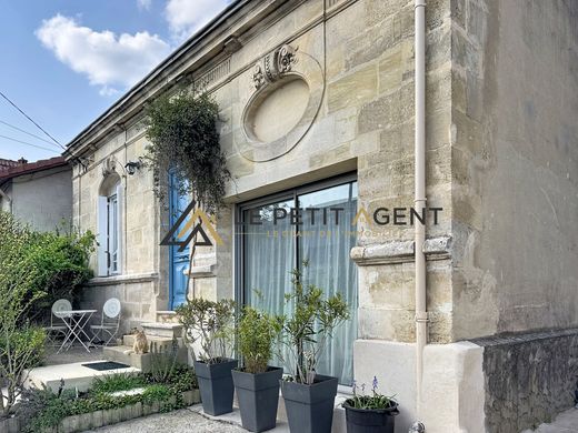 Maison de luxe à Le Bouscat, Gironde