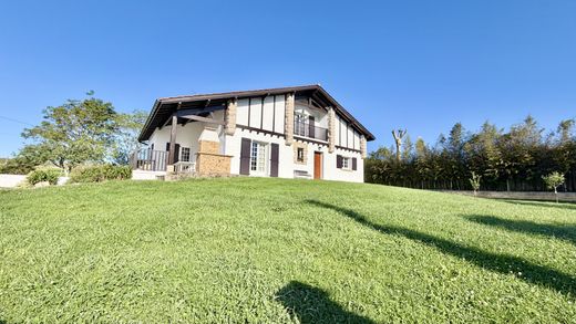Luxury home in Urrugne, Pyrénées-Atlantiques