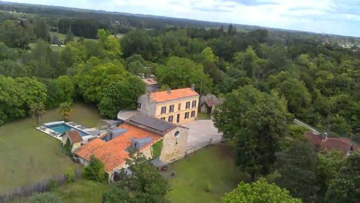 Luxury home in Prignac-et-Marcamps, Gironde