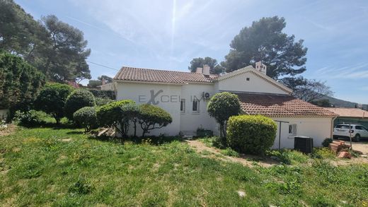 Maison de luxe à Carqueiranne, Var