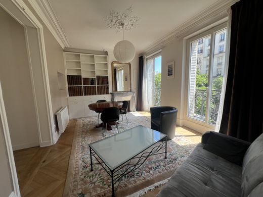 Apartment / Etagenwohnung in Bastille, République, Nation-Alexandre Dumas, Paris