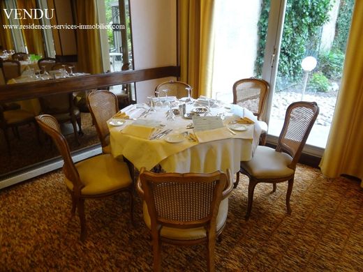 Квартира, La Muette, Auteuil, Porte Dauphine, Paris