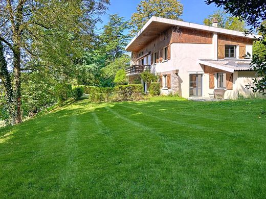 Luxury home in Serres-Morlaàs, Pyrénées-Atlantiques