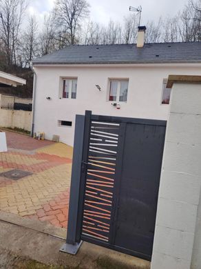 Maison de luxe à Lérouville, Meuse