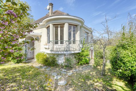 Luxury home in La Celle-Saint-Cloud, Yvelines