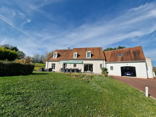 Luxury home in Saint-Antoine-du-Rocher, Indre and Loire