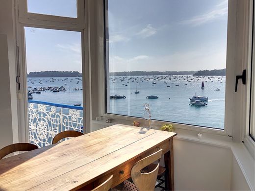 Apartment in Dinard, Ille-et-Vilaine