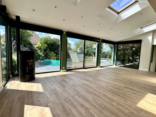 Casa de luxo - Tressin, North