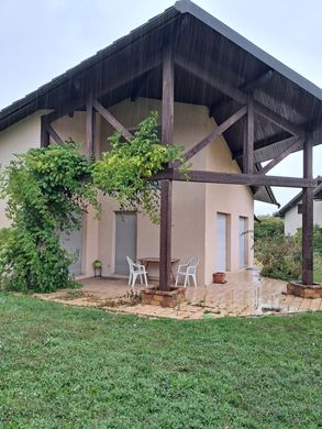 Luxury home in Divonne-les-Bains, Ain