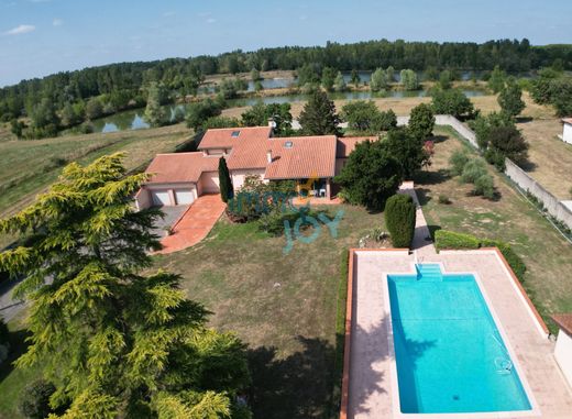 Casa de lujo en Frouzins, Alto Garona