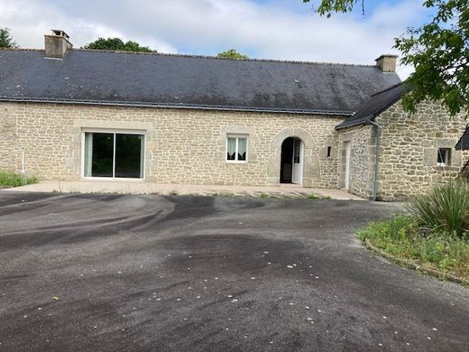 Luxe woning in Pontivy, Morbihan