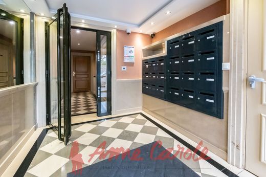 Apartment in Joinville-le-Pont, Val-de-Marne