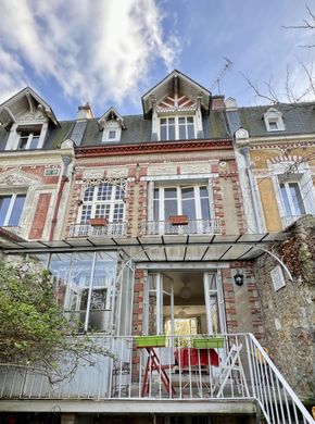 Luksusowy dom w Poissy, Yvelines