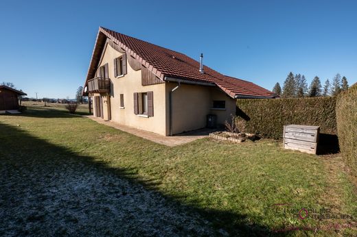 Luxe woning in Métabief, Doubs