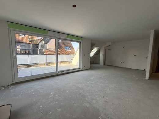 Apartment / Etagenwohnung in Straßburg, Bas-Rhin