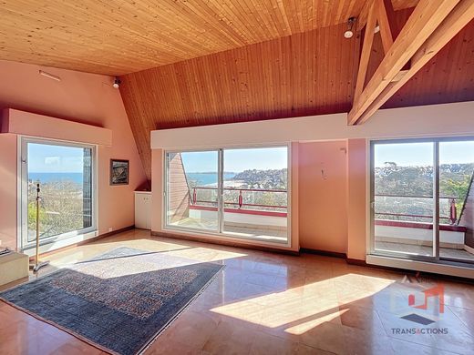 Casa di lusso a Perros-Guirec, Côtes-d'Armor