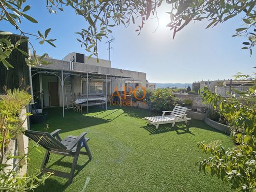 Apartment in Martigues, Bouches-du-Rhône