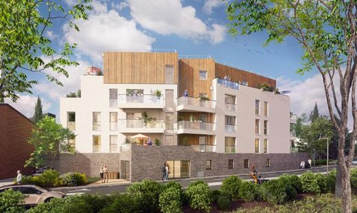 Apartment / Etagenwohnung in Angers, Maine-et-Loire