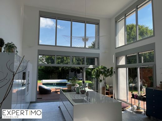 Luxury home in Beaune, Cote d'Or