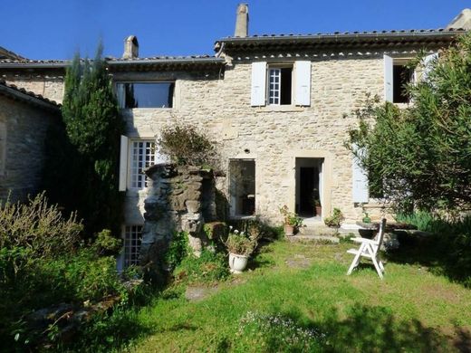 Grignan, Drômeの高級住宅