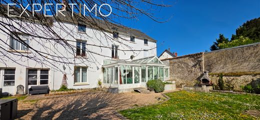 Luxury home in Étampes, Essonne