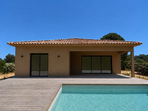 Maison de luxe à Lecci, Corse-du-Sud