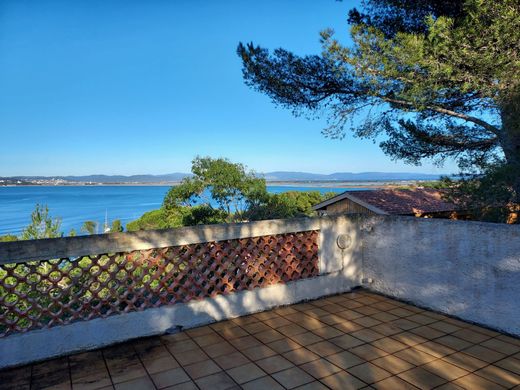 Luxe woning in Hyères, Var