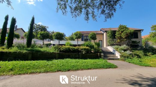 Luxus-Haus in Lessy, Moselle