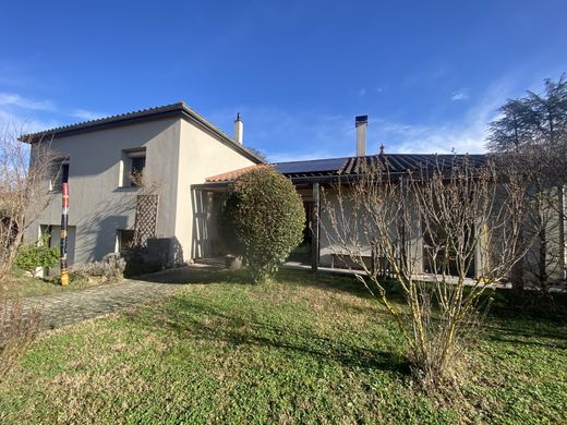 Luxury home in Francheville, Rhône