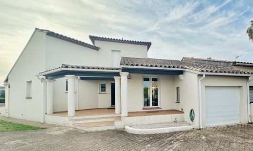 Villa in Lattes, Hérault