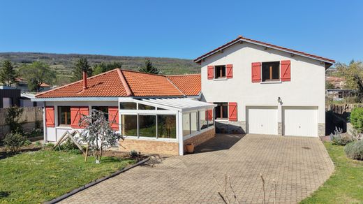 Luxury home in Saint-Amant-Tallende, Puy-de-Dôme