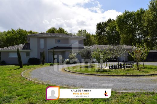 Πολυτελή κατοικία σε Audenge, Gironde