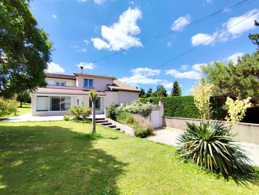 Luxury home in Vienne, Isère