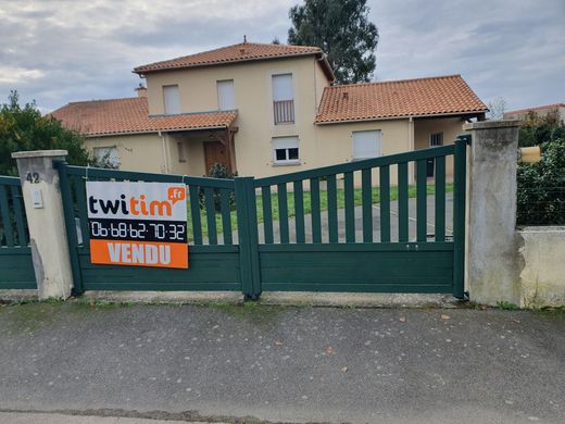 호화 저택 / Le Loroux-Bottereau, Loire-Atlantique