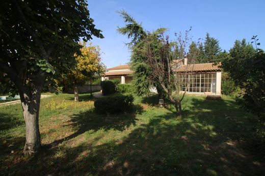 Villa Fontvieille, Bouches-du-Rhône