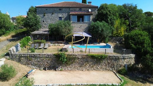 Вилла, Saint-André-de-Cruzières, Ardèche