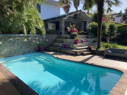 Villa in Biarritz, Pyrénées-Atlantiques