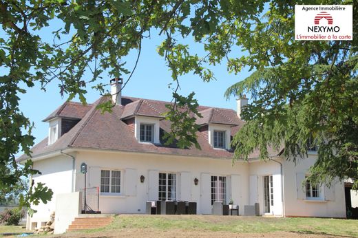 Casa di lusso a Saint-Pavace, Sarthe