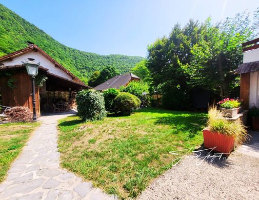 Luxury home in Doussard, Haute-Savoie