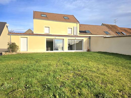 منزل ﻓﻲ Coulommiers, Seine-et-Marne