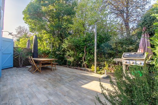 Casa di lusso a Aix-en-Provence, Bocche del Rodano