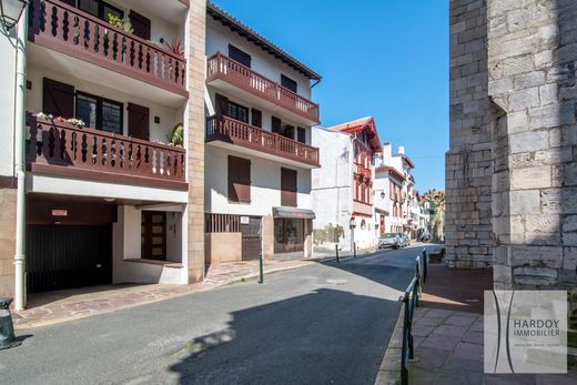 Saint-Jean-de-Luz, Pyrénées-Atlantiquesのアパートメント