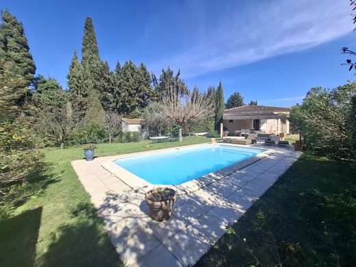 Villa in Fontvieille, Bouches-du-Rhône