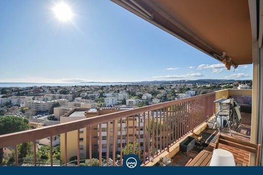 Piso / Apartamento en Cagnes-sur-Mer, Alpes Marítimos