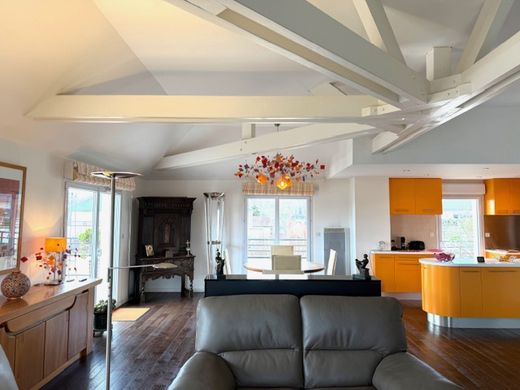 Apartment in Orléans, Loiret