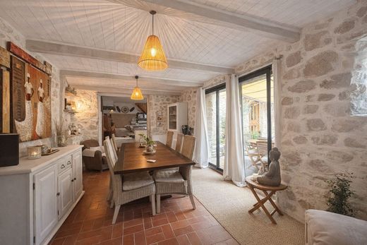 Casa de luxo - Saint-Montan, Ardèche