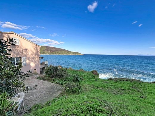 Luxe woning in Cagnano, Upper Corsica