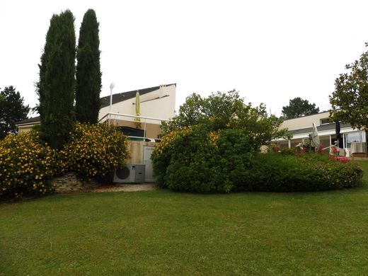Villa en Brive-la-Gaillarde, Correza